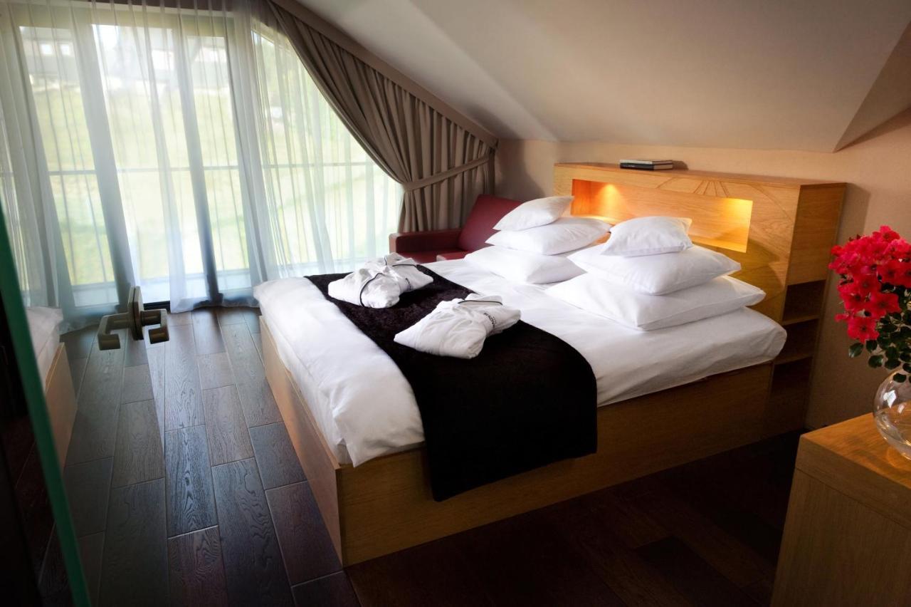 Hotel Bukovina Bukowina Tatrzanska Bagian luar foto
