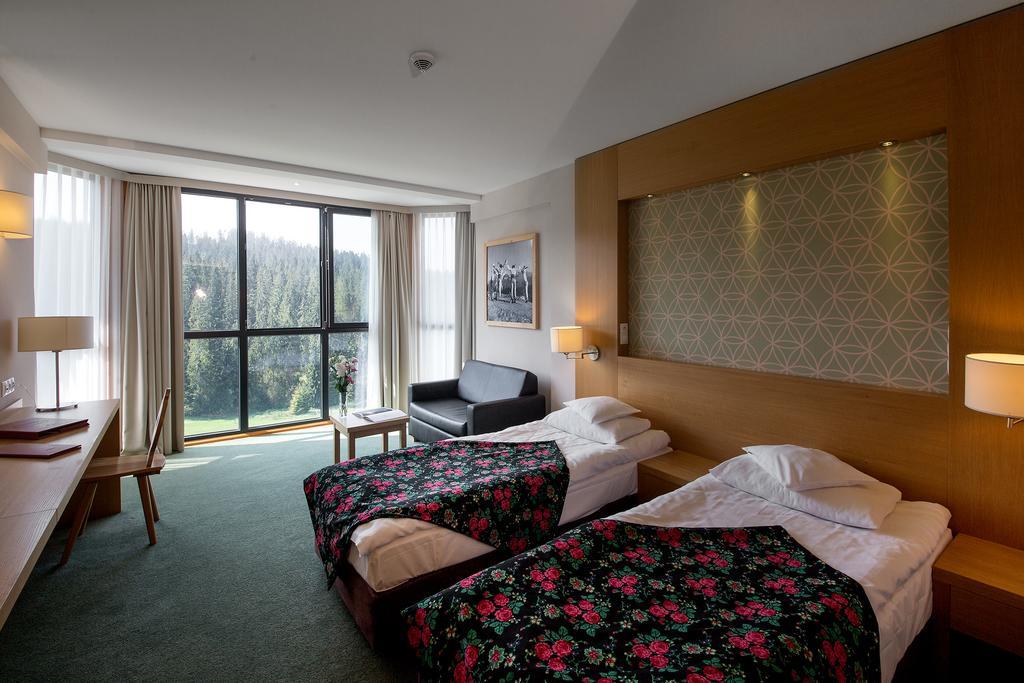 Hotel Bukovina Bukowina Tatrzanska Bagian luar foto